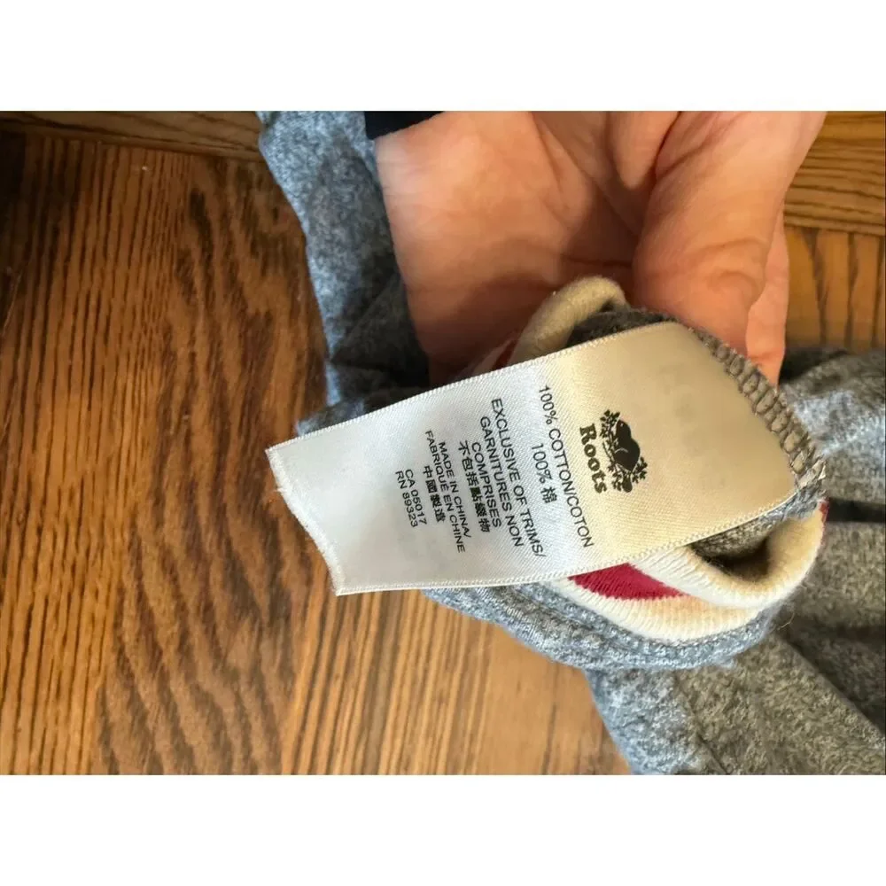 Roots‎ Heather Gray Red Cooper Beaver One-Piece Cabin Romper Size 3-6 Months